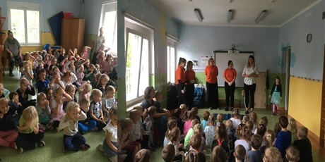 Powiększ grafikę: Nasi uczniowie odwiedzili Przedszkole nr 33 w Gdańsku z inicjatywy CEB